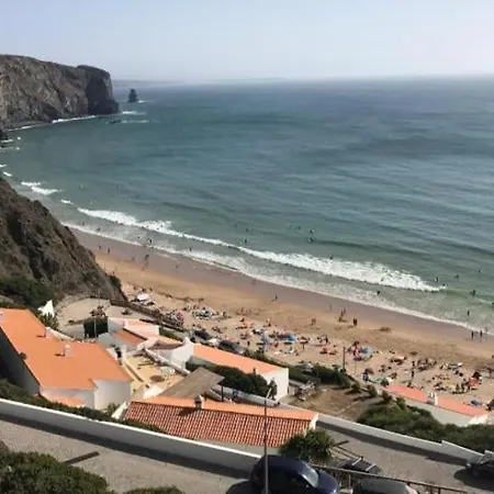 Gasthof Surf & House Aljezur
